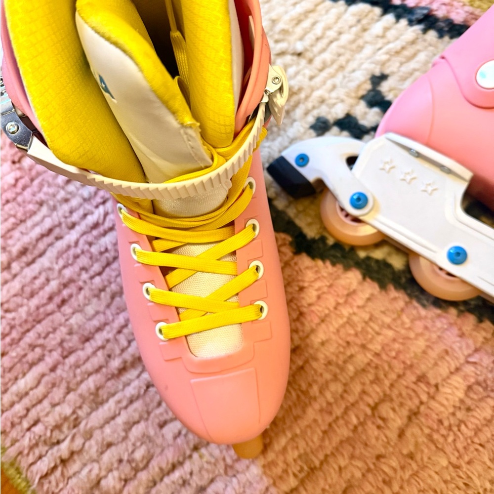 Impala Women's Pink Inline Roller Skates - Yellow Accents - Picture 5 of 6